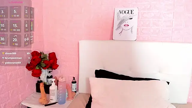 Celeste_Rox webcam