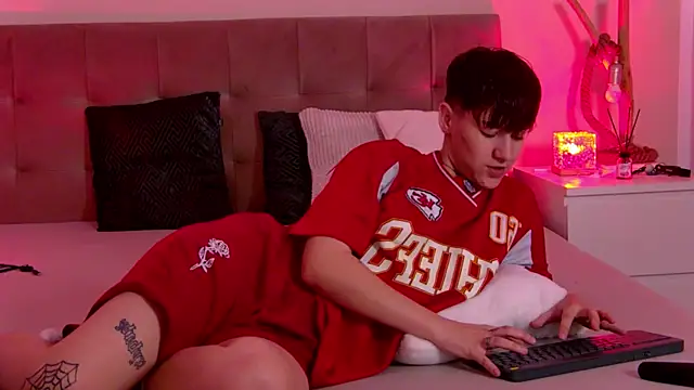 Watch JessyAdoryx live on EroticFlix - High definition streams