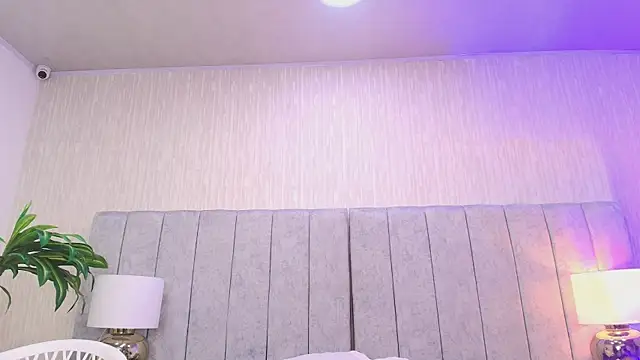 Tesalove_606 live cam room