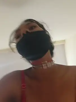 Bhuvika_Love-143 webcam