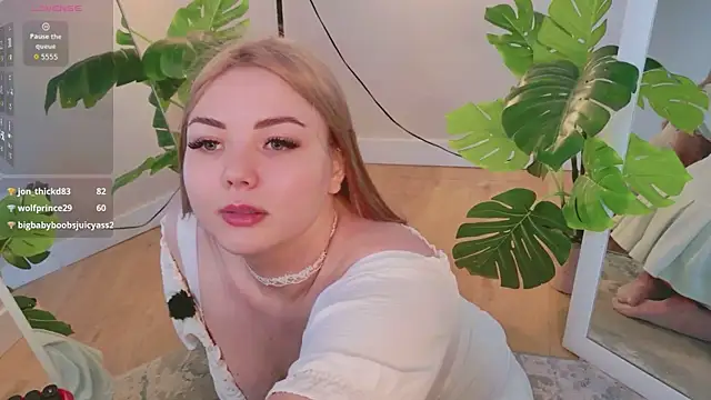 Melanie_Tess webcam