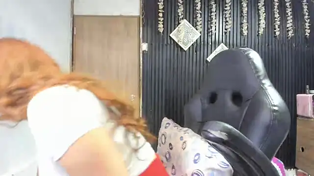 lalanaughty webcam