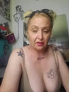 NutNmyGUTdaddy
