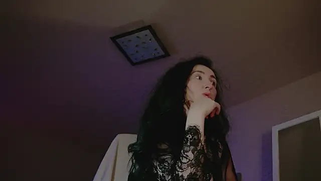 lara_heaven webcam