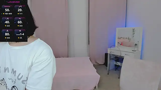 Alexa_Lexi_ webcam