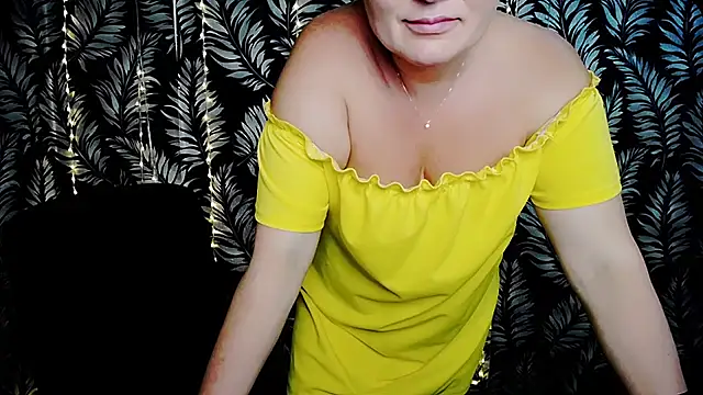 Olivia_playful webcam