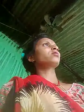 Juli_rathore live cam on StripChat