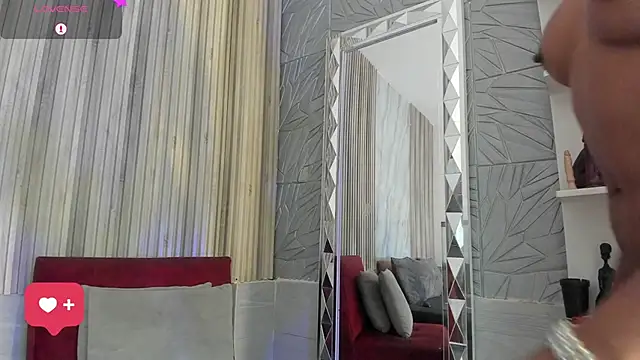 BriannaChelsea webcam