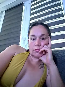 adelinegirly webcam