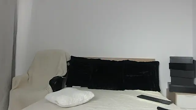 Layla23a webcam