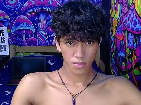 hugekenbigcock webcam
