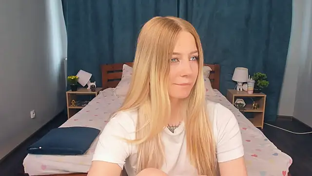 denisemekus (F teen) - Slap my cutie booty