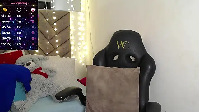lakshmiraniii webcam
