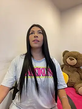 Alanna_atm_ webcam