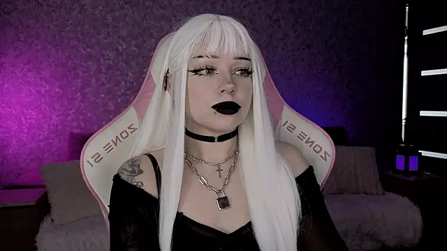 meowceline webcam
