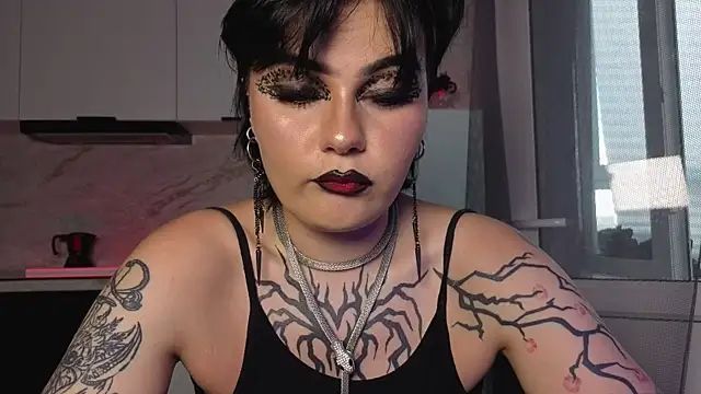 IntrigueYourDay webcam