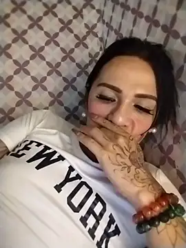 Yourbabyshane webcam