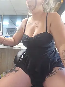 Micorazonheolmiangel23 webcam