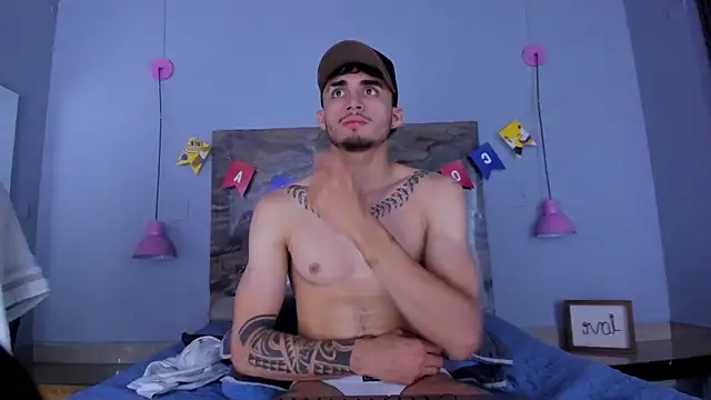 James-06 webcam