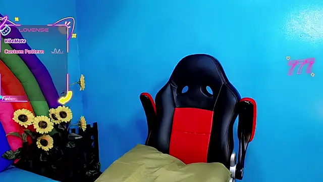 Isabella_Kirk_ webcam