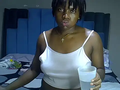 melanin_moon webcam