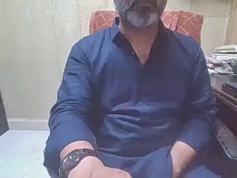hairymaster95 webcam