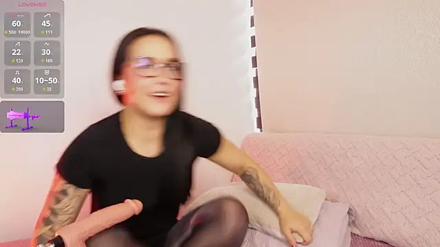 Alexxandra_12 webcam