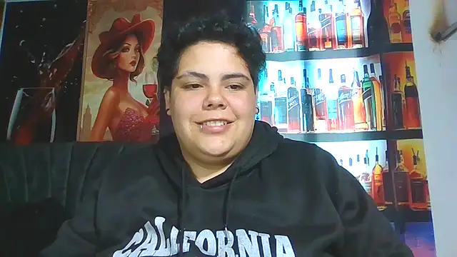 Hailey_Curvy webcam