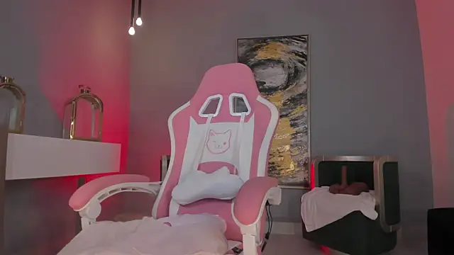 Watch MaddyOwens live on EroticFlix - High definition streams