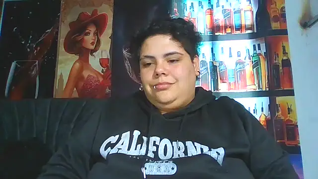 Watch Hailey_Curvy live on EroticFlix - High definition streams