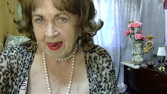 Emma52610 webcam