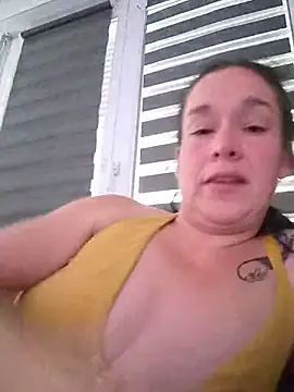 adelinegirly webcam