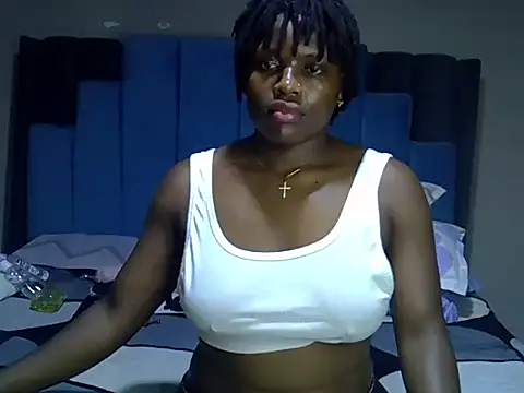 melanin_moon webcam