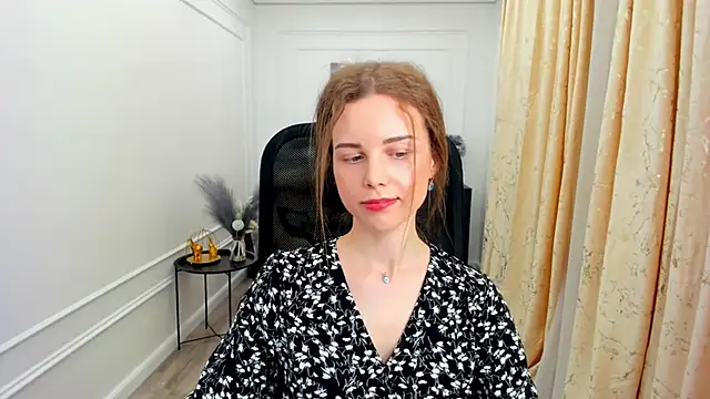 MileyWings webcam