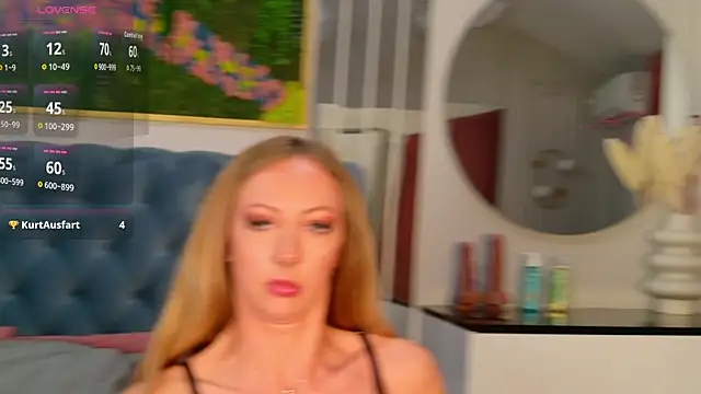 SiennaPierce webcam