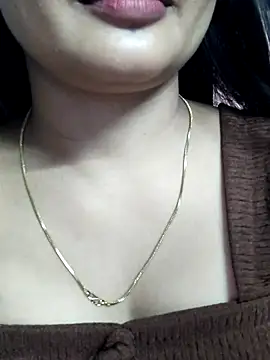 Wild-janvi webcam