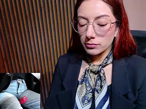 MissOffice_ webcam