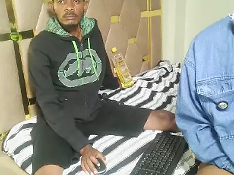 Darrk_cherry webcam
