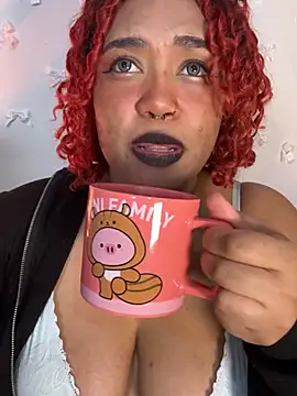 pamela_doll3 webcam