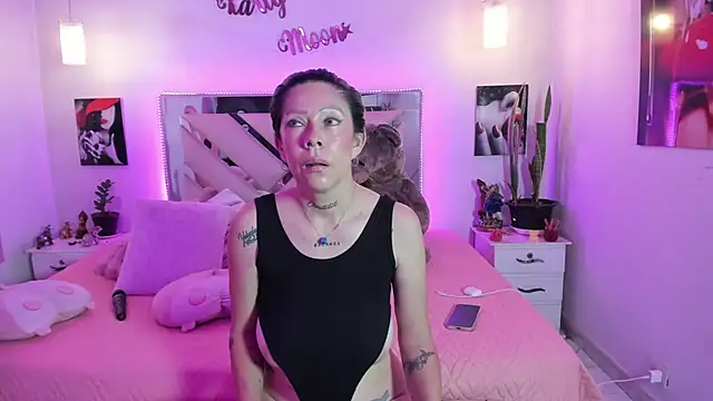 Karly_moon webcam