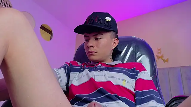 Nascary_Fox webcam