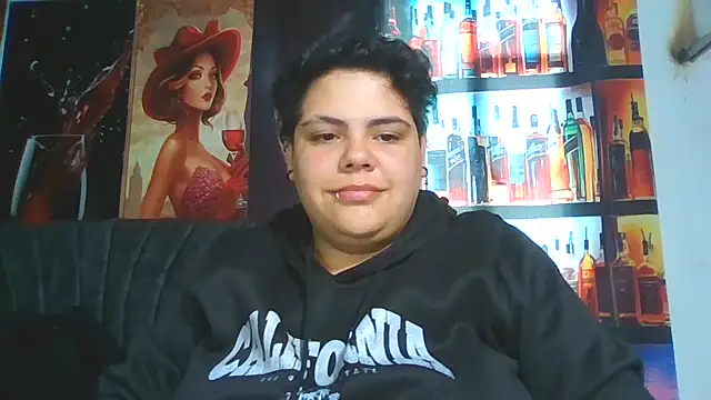 Watch Hailey_Curvy live on EroticFlix - High definition streams