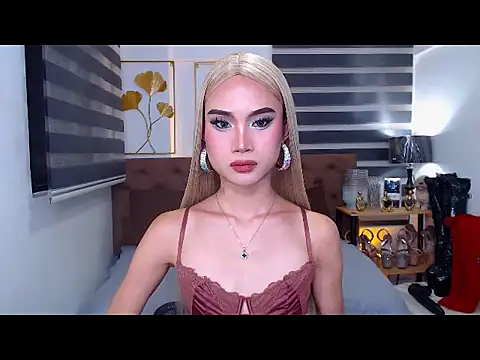 JuicyCockThea webcam
