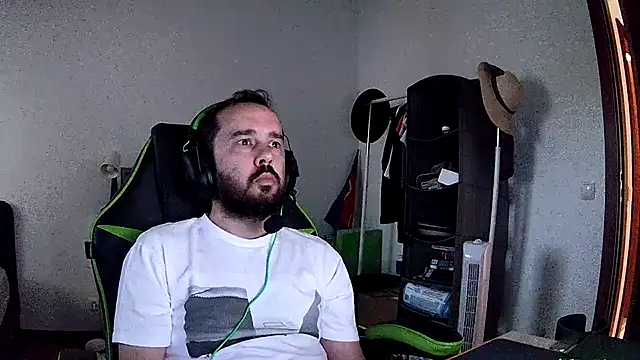 Jonathanagast webcam
