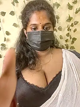 sravani_cutee_ (F young) - boobs show