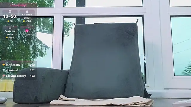 misss_vikk (F young) - cum