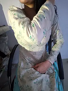 zoya_baby_ webcam
