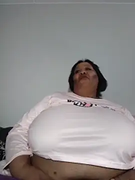 nancy111 - Nancy111's free webcam - UK Sex Cams