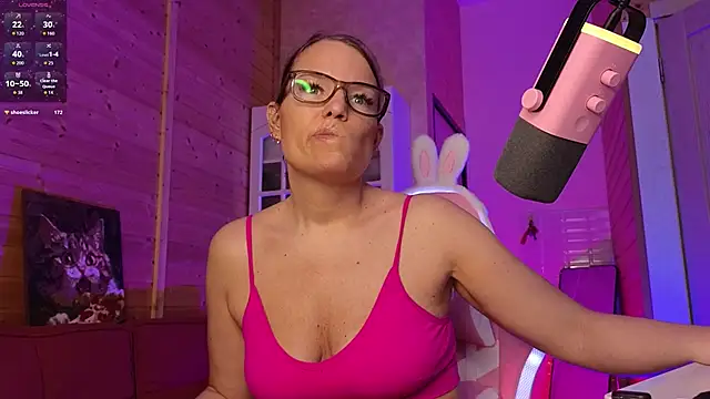 Lady_Shine webcam