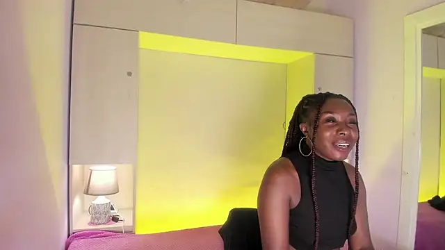 TaylorBloom webcam
